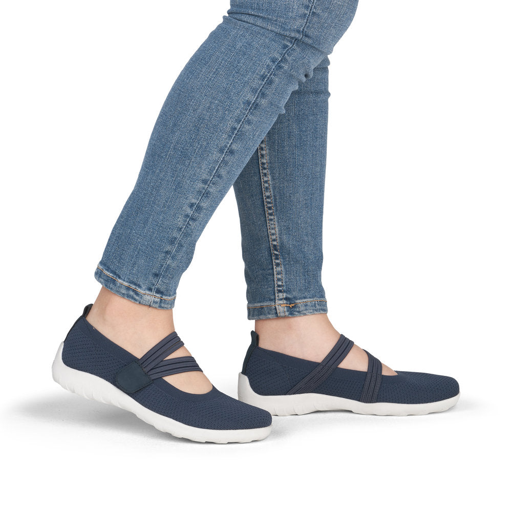 Remonte Ladies Cross Strap Casual Shoe