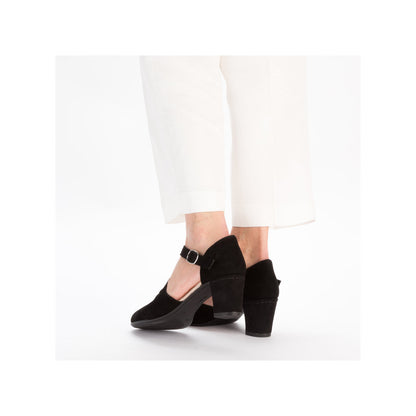 Rieker ladies Cross Strap Court Shoe