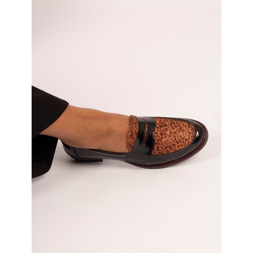 Lunar Titan ladies Animal Print Vamp Loafer