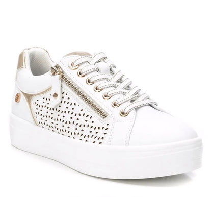 XTI Ladies Zip Side Laser Cut Sneaker
