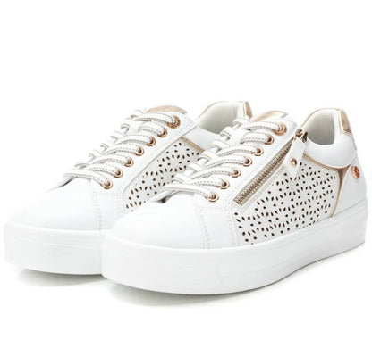 XTI Ladies Zip Side Laser Cut Sneaker