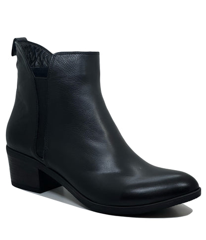 Modella Lisbon Ladies Western Inspired Ankle Boot