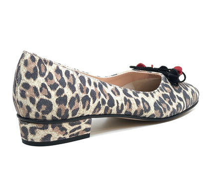 HB Jest Ladies Leopard Print Toggle Trim Pump