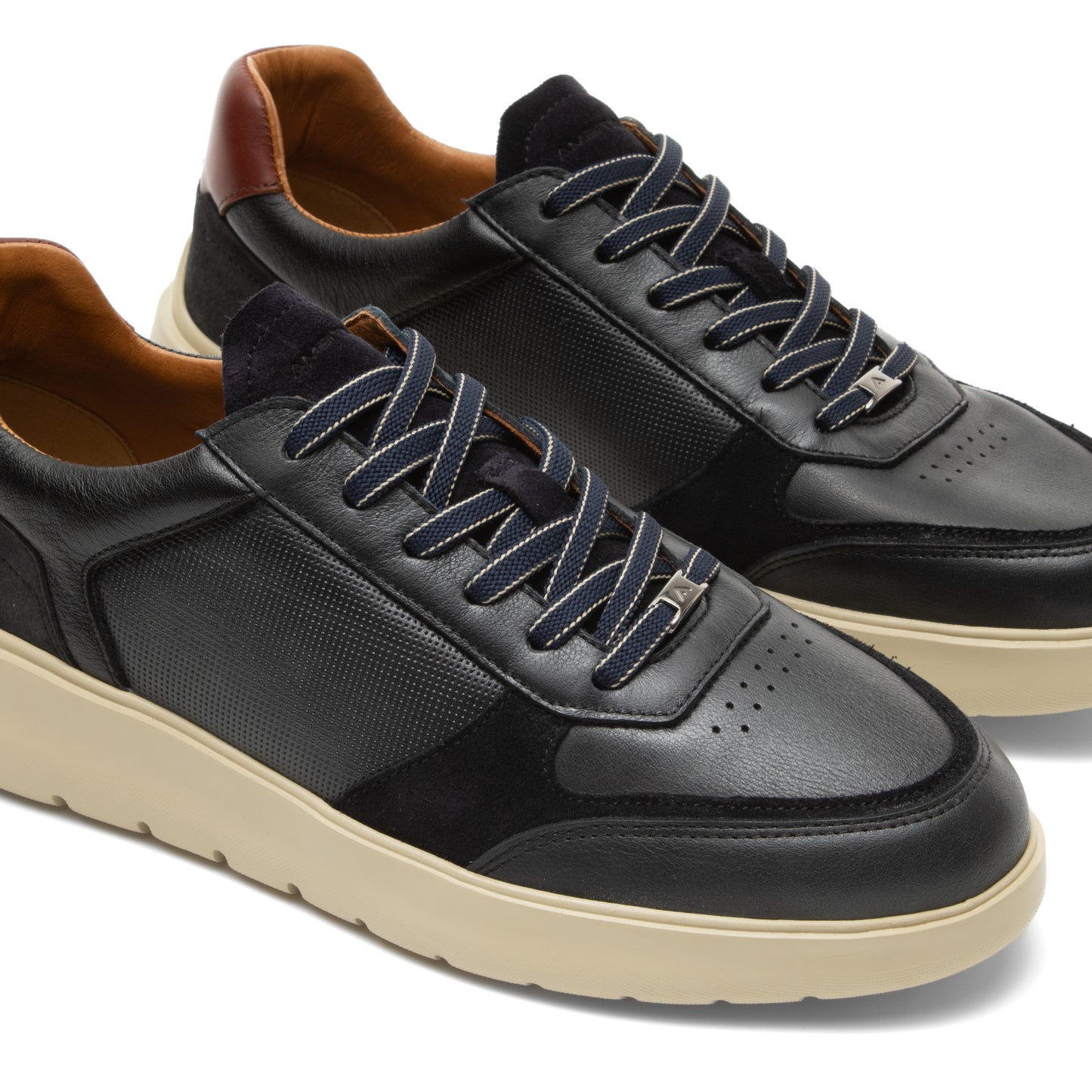 Ambitious Men’s Lace Up Leather Sneaker