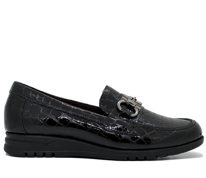 Pitillos Ladies Croco Print Snaffle Trim Loafer