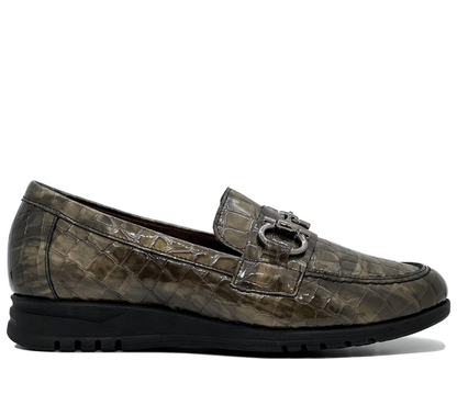 Pitillos Ladies Croco Print Snaffle Trim Loafer