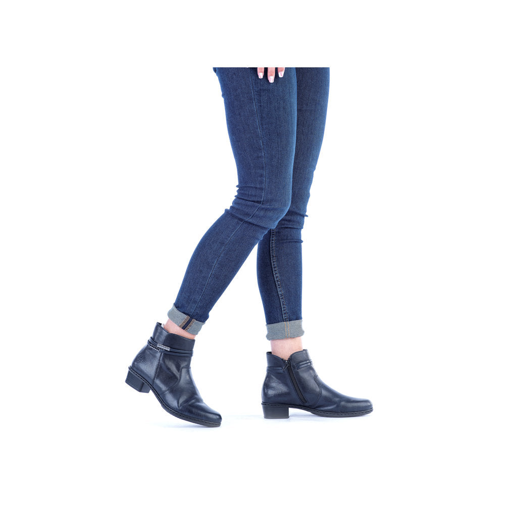 Rieker Ladies Zip Sided Ankle Boot Low Heel