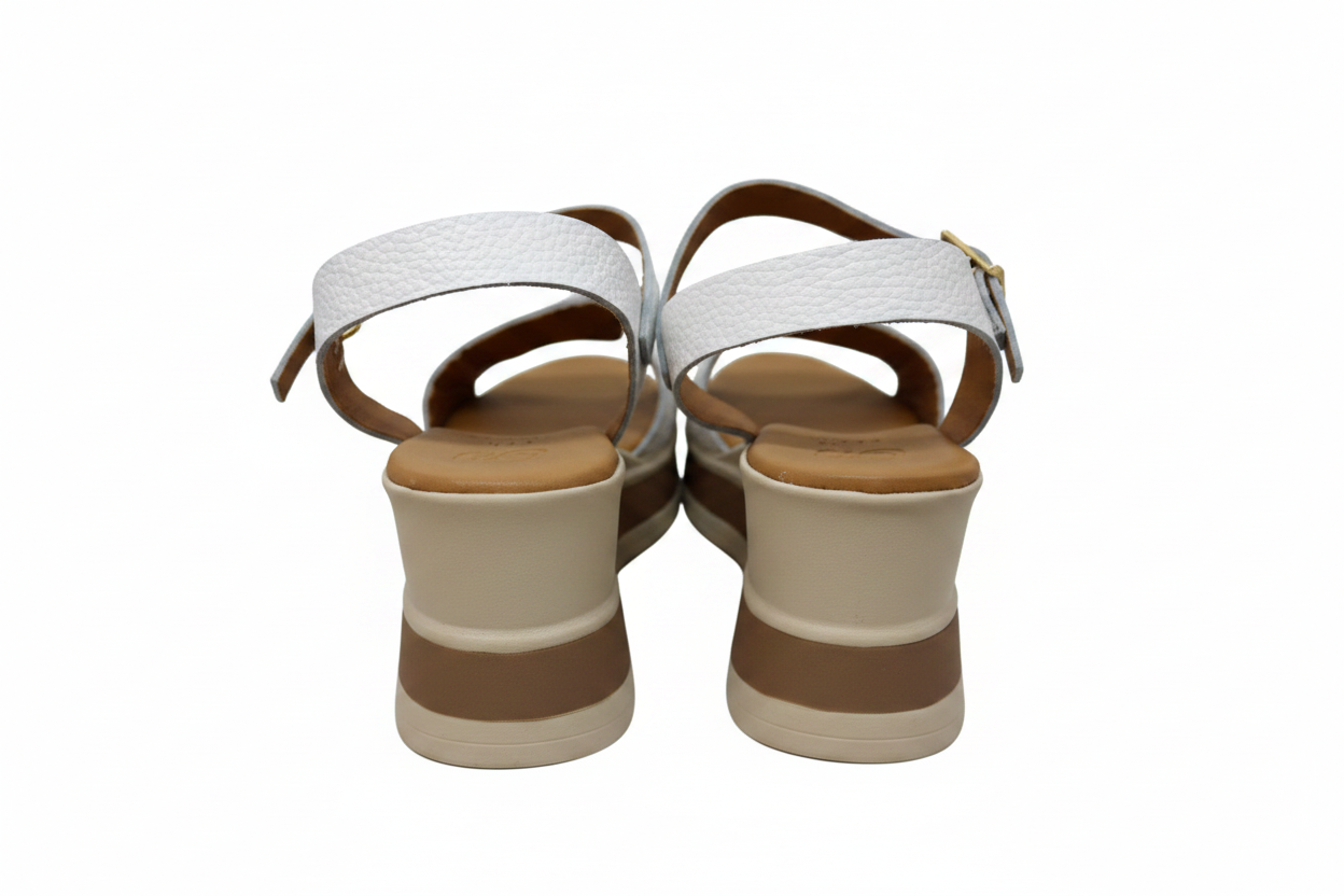 Oh! My Sandals Ladies Flatform Circle Trim White Sandal